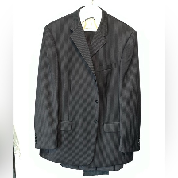 Axcess men’s 100% wool black pinstripe suit